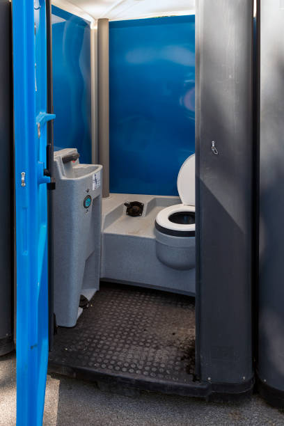 Portable Toilet Options We Offer in Armonk, NY